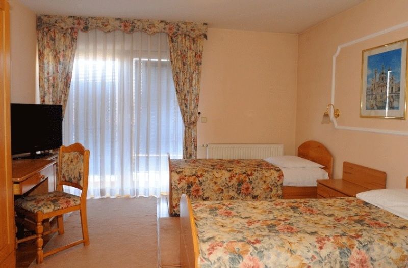 Hotel Vienna Zágráb Kültér fotó