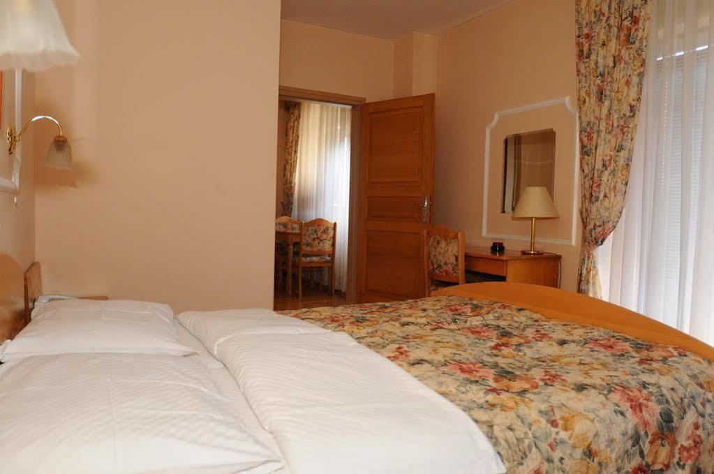 Hotel Vienna Zágráb Kültér fotó