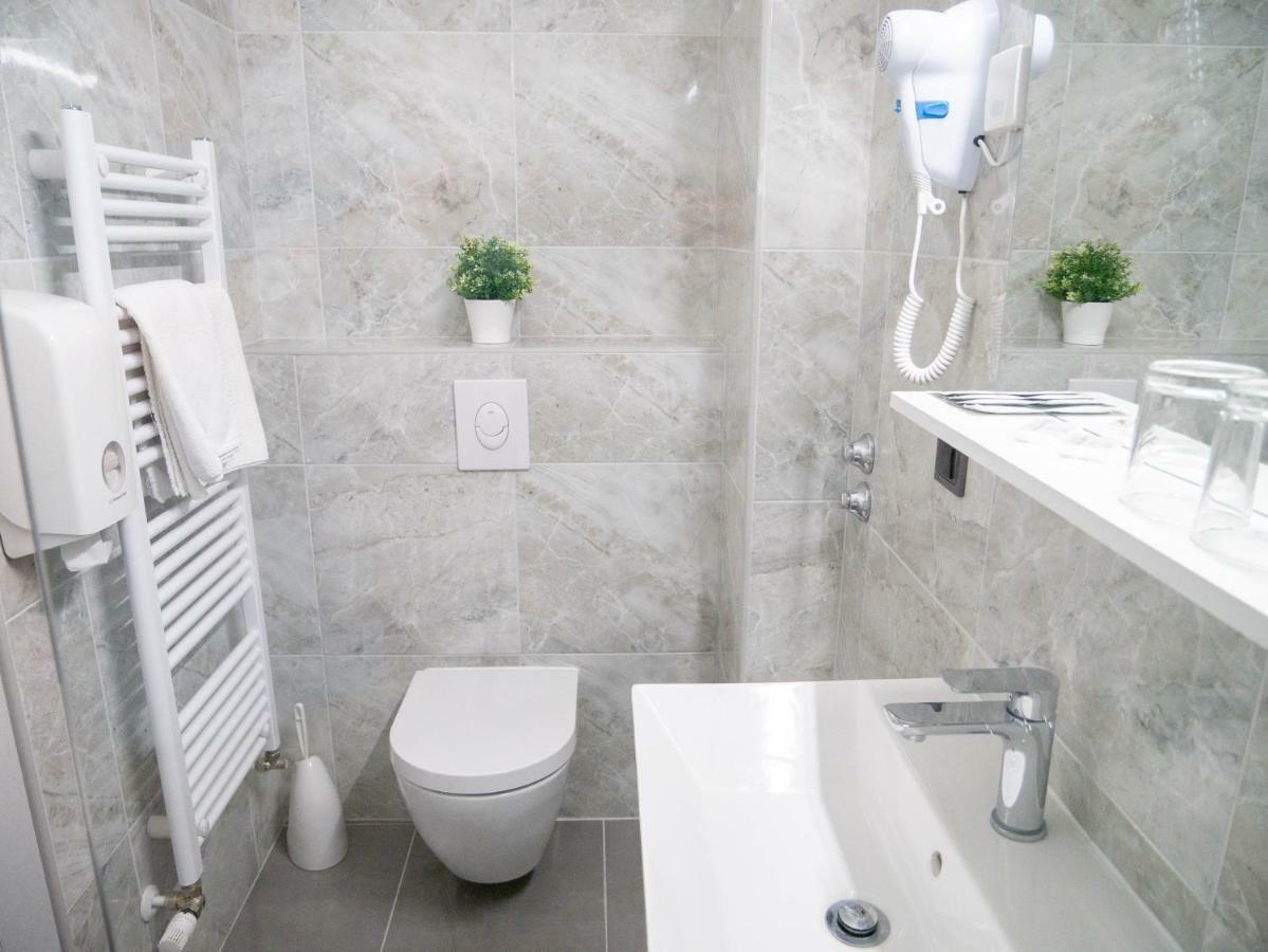 Hotel Vienna Zágráb Kültér fotó