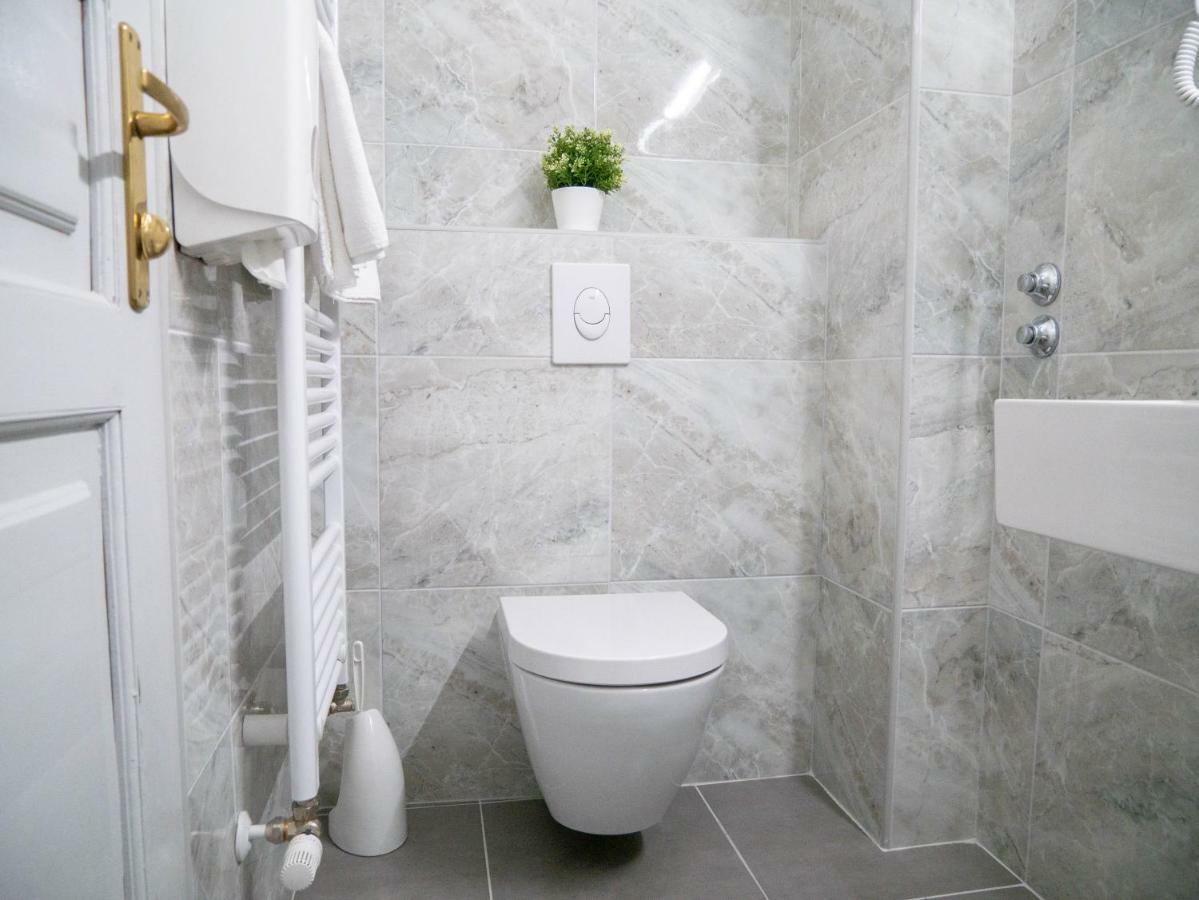 Hotel Vienna Zágráb Kültér fotó