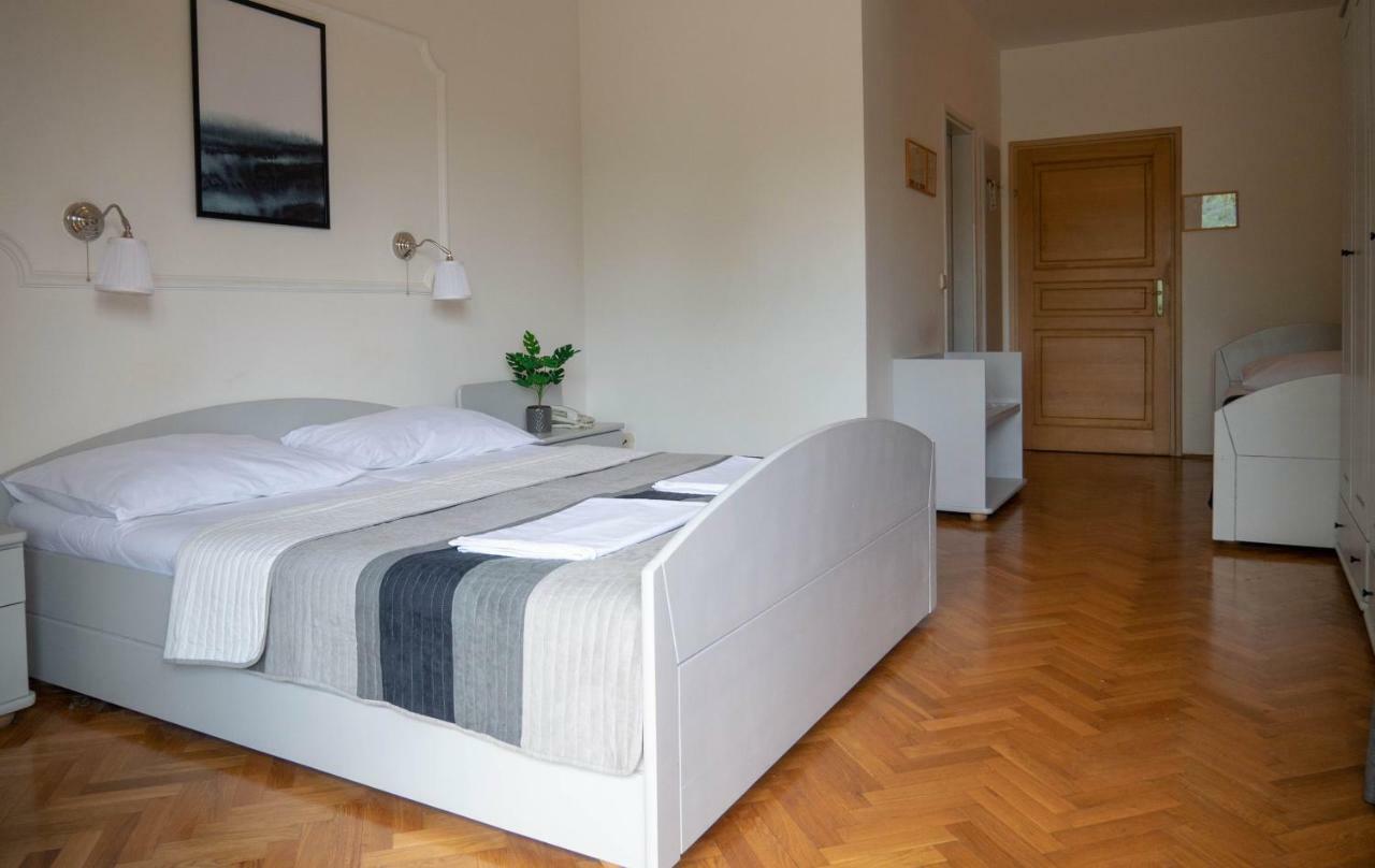 Hotel Vienna Zágráb Kültér fotó